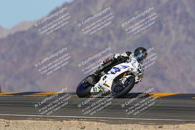 media/Oct-30-2022-CVMA (Sun) [[fb421c3cec]]/Race 10 Supersport Middleweight Shootout/